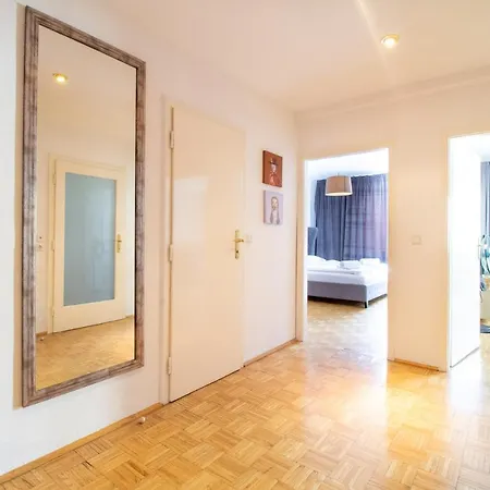Naschmarkt Premium Apartment In 